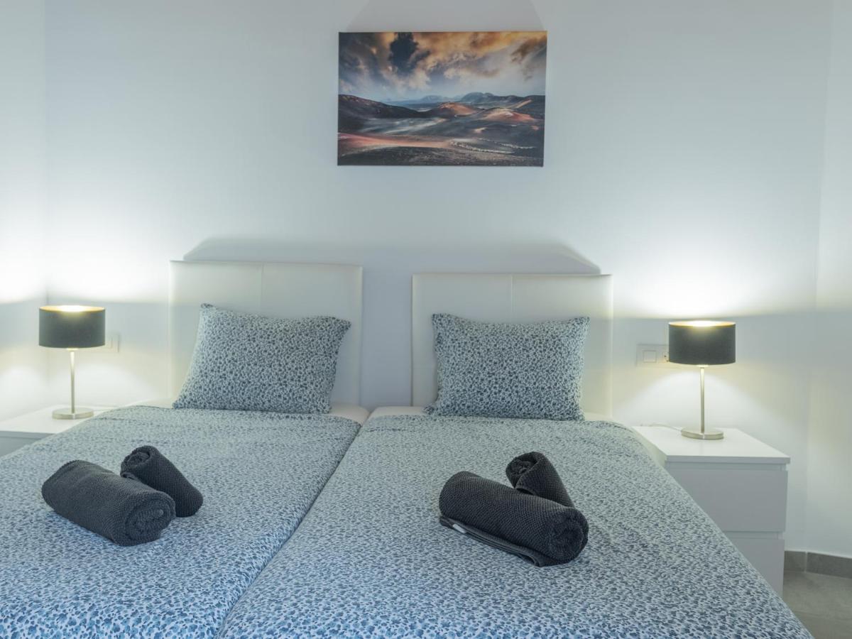 Luxury Casa Playa Roca Bord De Mer Costa Teguise Exterior photo
