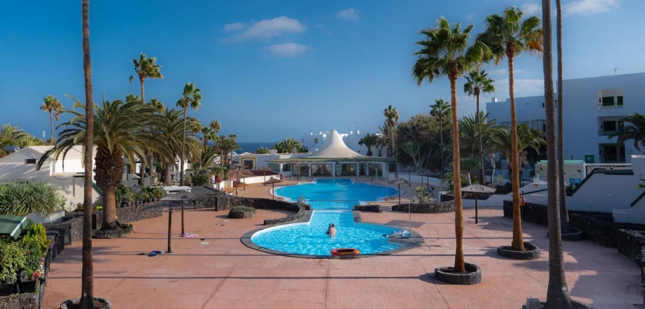 Luxury Casa Playa Roca Bord De Mer Costa Teguise Exterior photo