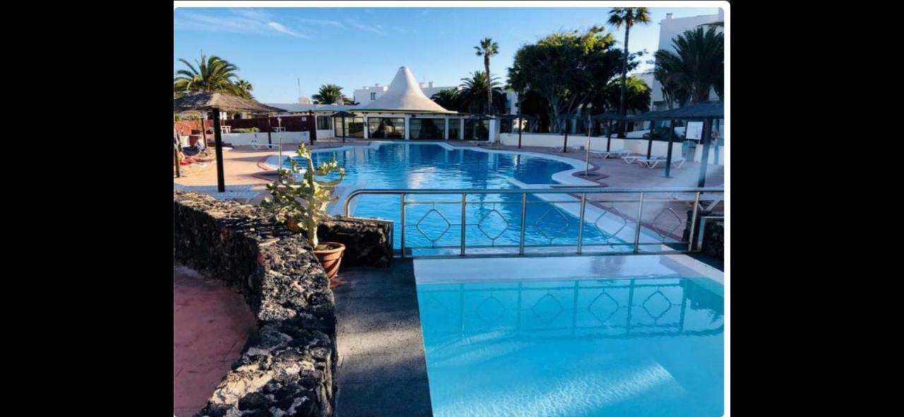Luxury Casa Playa Roca Bord De Mer Costa Teguise Exterior photo